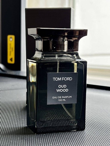 Tom Ford oud wood