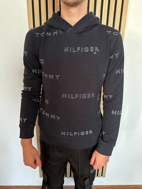 Tommy Hilfiger 164 puloverek
