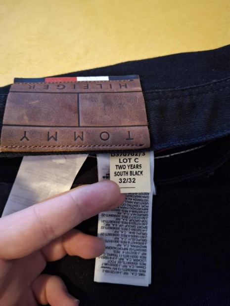 Tommy Hilfiger 32/32 farmer