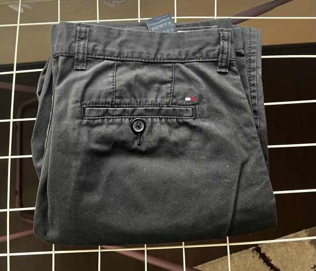 Tommy Hilfiger j elegans ferfi chino nadrag 36