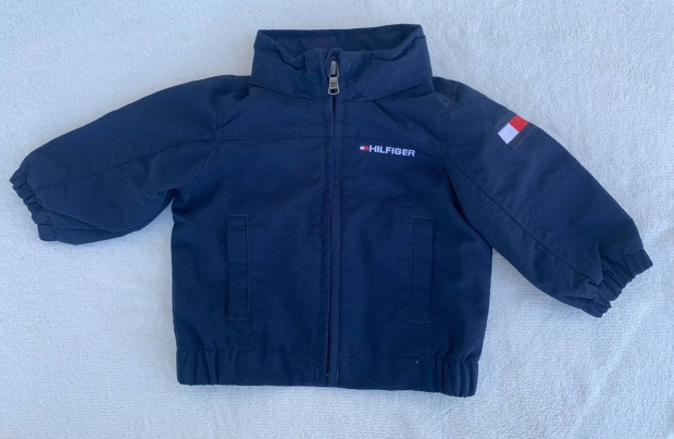 Tommy Hilfiger tmeneti kabt 3-6 M