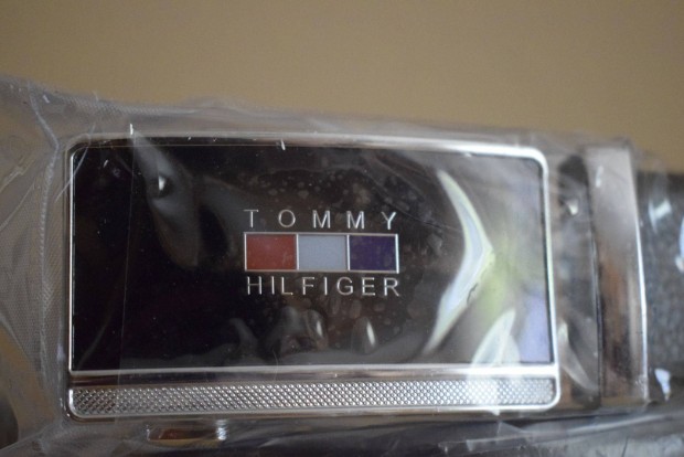 Tommy Hilfiger automata csatos v