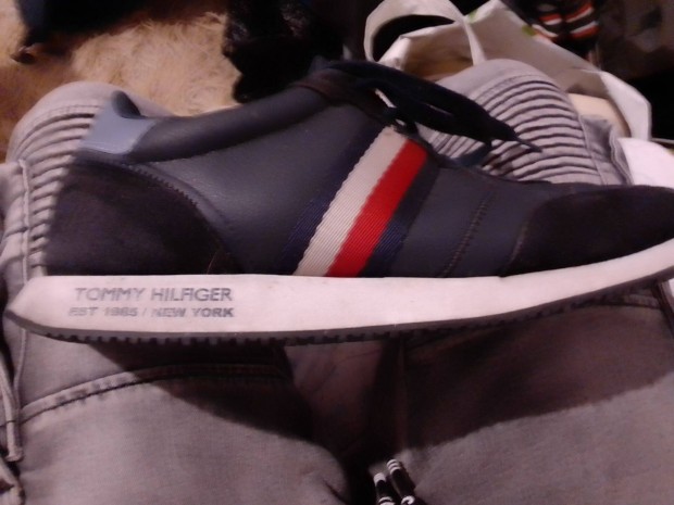 Tommy Hilfiger eredeti 