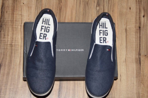 Tommy Hilfiger eredeti frfi cip! 42 es ! j