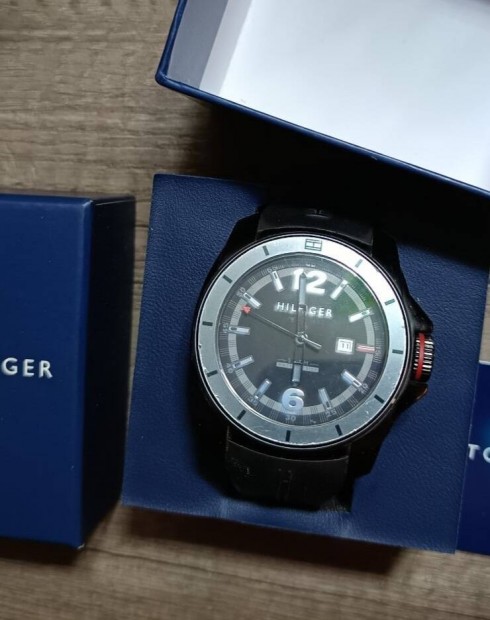 Tommy Hilfiger frfi karra