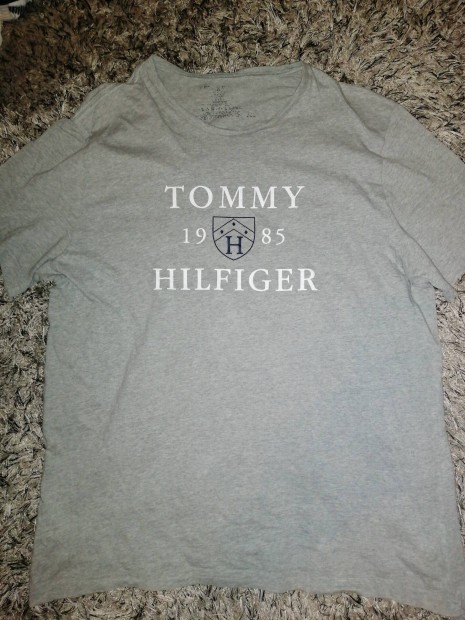 Tommy Hilfiger férfi póló