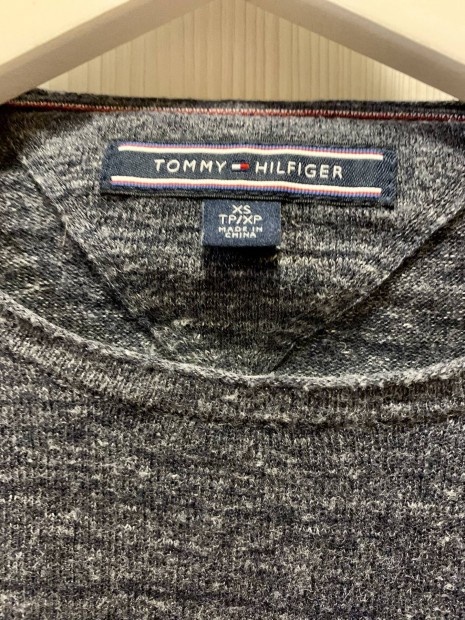 Tommy Hilfiger férfi pulóver, XS méret