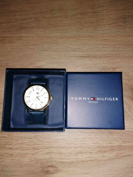 Tommy Hilfiger ni karra