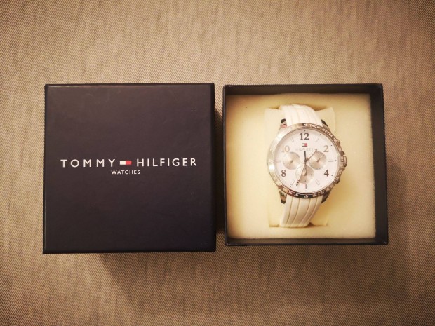 Tommy Hilfiger ni karra