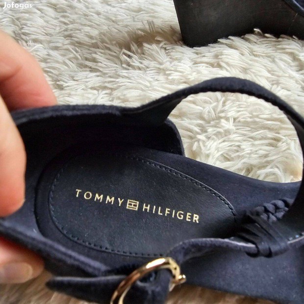 Tommy Hilfiger ni szandl j cimks eredeti 39 es mret