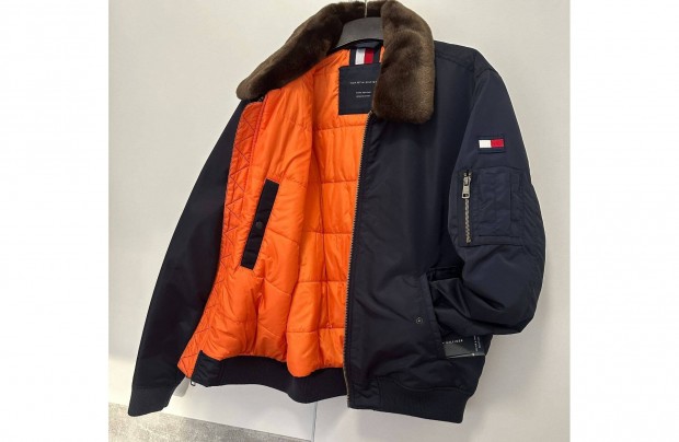 Tommy Hilfiger szi-tli frfi kabt (M-s mret)