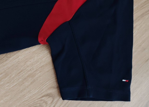 Tommy Hilfiger póló