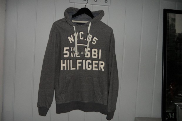 Tommy Hilfiger szabadid fels pulver L mret