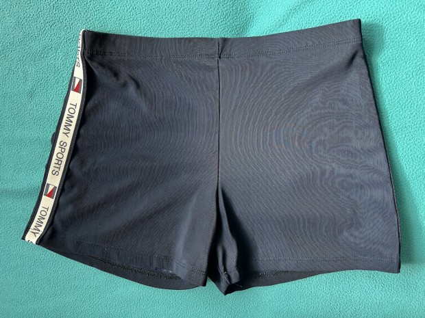 Tommy Hilfiger szinte j ni rvidnadrag M