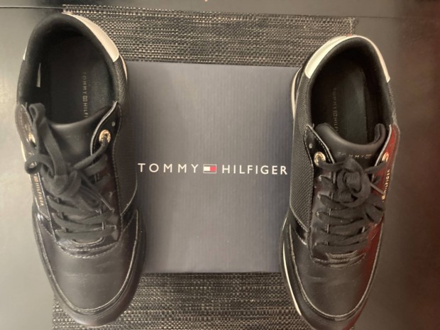 Tommy Hilfiger szinte j ni sport cip 41 41-es flron!