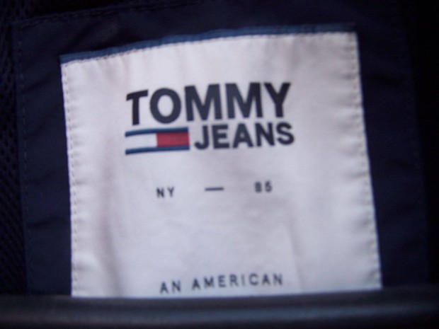 Tommy Jeans M -Es Kabt,