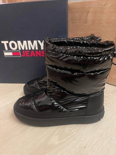 Tommy Jeans csizma 40 j