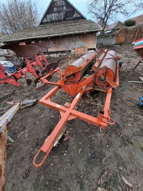 T�m�r�t� henger 2002 �vj�rat� 6m munka sz�lles�g�, far daruval elad�