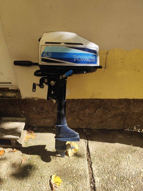Tomos 4,5 csónakmotor eladó