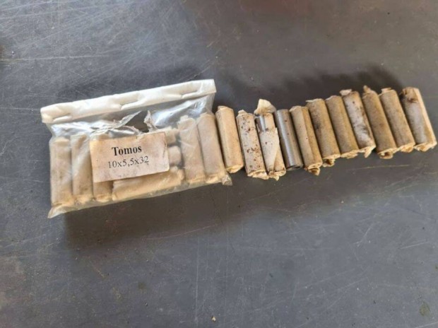 Tomos dugatty csapszeg 10X5.5X32