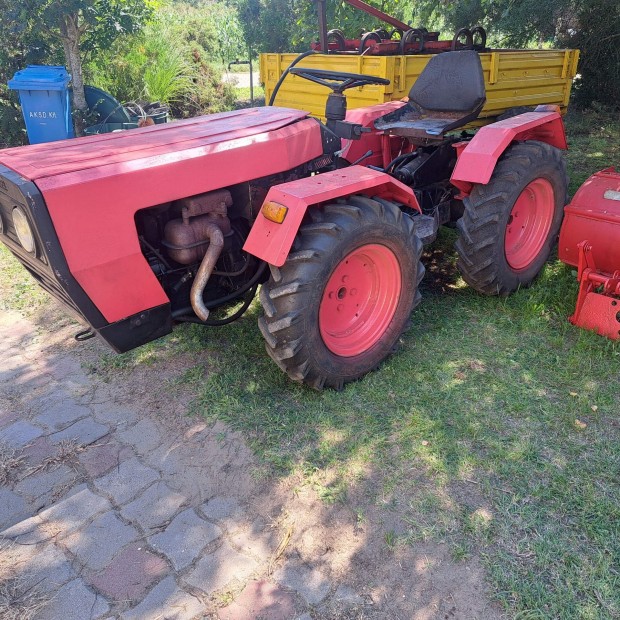 Tomovinkovic traktor elado vagy vizközelihegyvidéki telekre cserélem