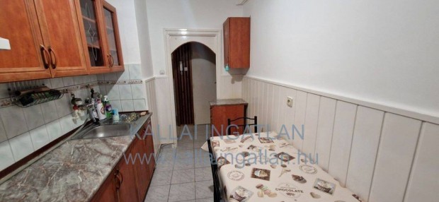 Tompa Mih�ly utcai 56 nm-s lak�s elad�!