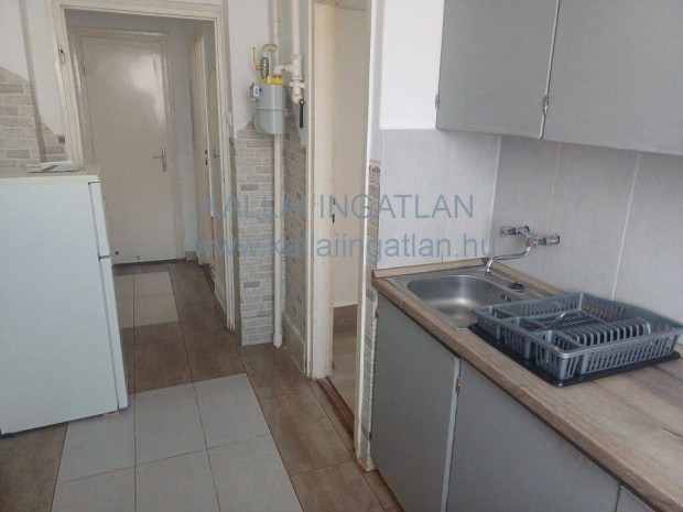 Tompa Mih�ly utcai b�torozatlan lak�s kiad�!