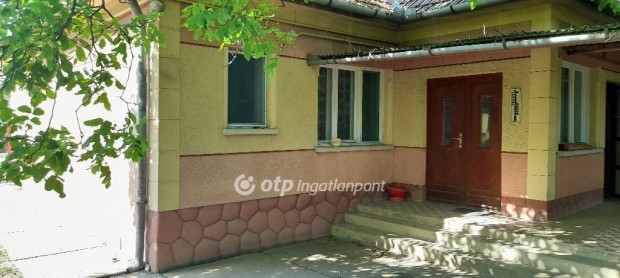 Tompai 120 nm-es h�z elad�