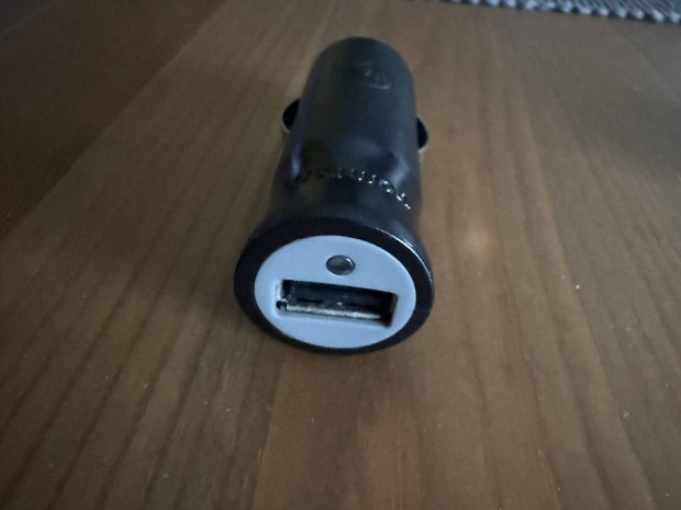 Tomtom usb adapter usb A szivargy�jt� t�lt�