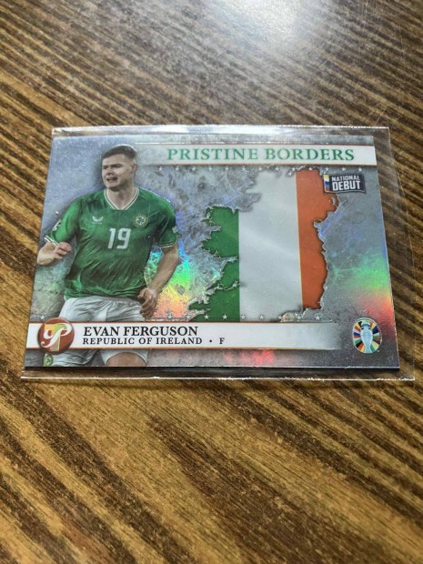 Topps Pristine Road To Euro 2024 - Evan Ferguson - Pristine Borders