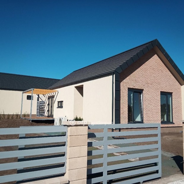 Tordasi 71 nm-es h�z elad�