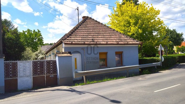 Torn�cos paraszth�z Horv�tzsid�ny k�zpontj�ban