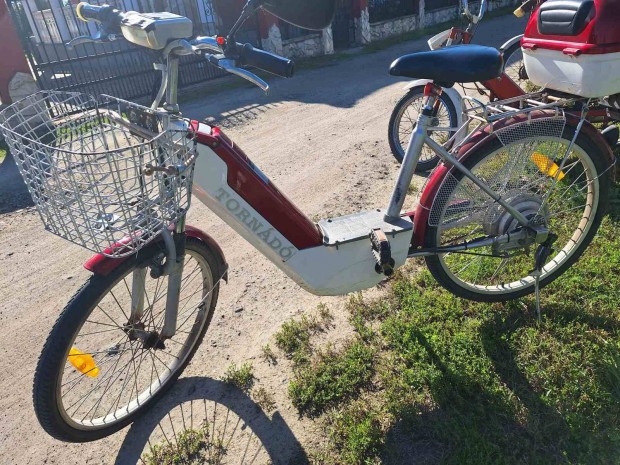 Tornádó elektromos kerékpár eladó.