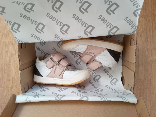 Tornadora TD Shoes Bőr tépőzáras kislány cípő 21