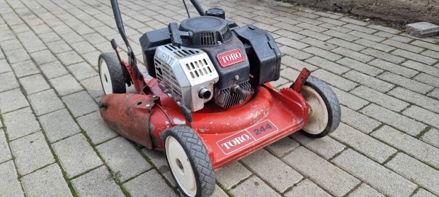 Toro 244 amerikai kttem oldalkidobs fnyr Suzuki motor