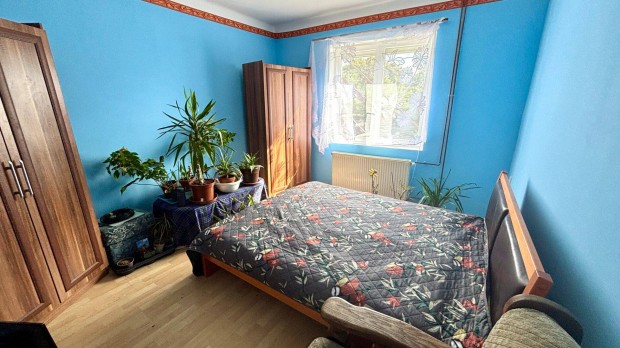 T�r�kb�linti szigetelt 2 szintes csal�di h�z