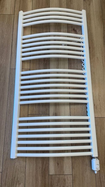 Törölköző szárító radiátor 600W, 60x120