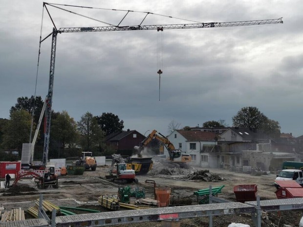 Toronydaru, daru önépítő Terex CBR 40-H