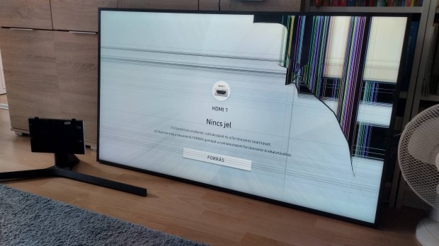 Törött Samsung 55" Ue55ru7402uxxh 4k Uhd smart tv