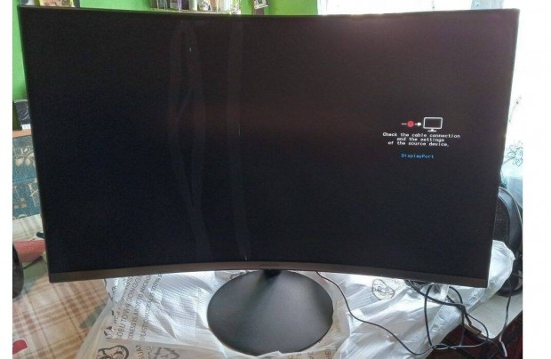 Trtt/ Full HD LED 32"-82cm velt gamer monitor alkatrsznek!