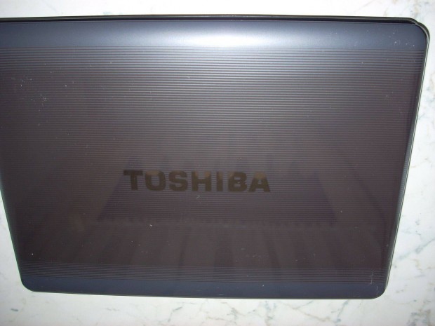 Toshiba A300 -15J bonts