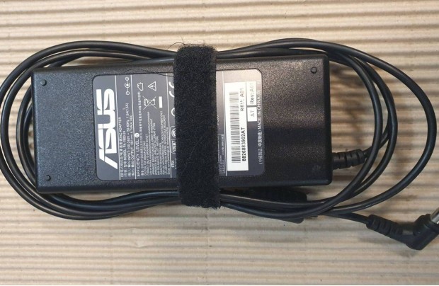 Toshiba Asus 19V 4,74A Laptop notebook tlt adapter tpegysg