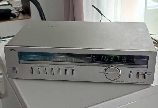 Toshiba Aurex tuner