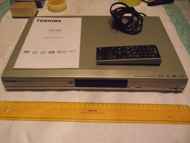 Toshiba DVD lejátszó alkatrésznek + eredeti távirányító
