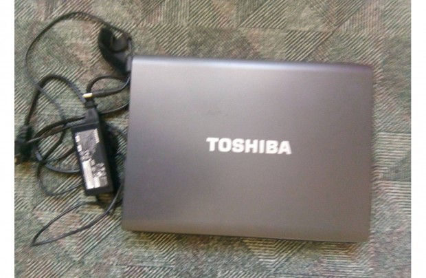 Toshiba Dualcore laptop: 2.1Ghz CPU, 4Gb Ram, 250Gb HDD, USB 2.0, Cam