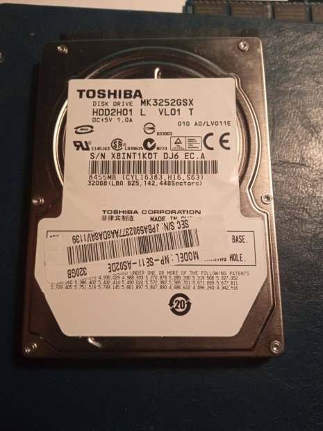 Toshiba HDD2H01 laptop hdd 320 GB (zozizo)