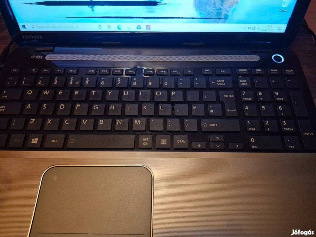 Toshiba L50 laptop,i3