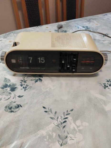 Toshiba RC-803F Digital Cloc Radio