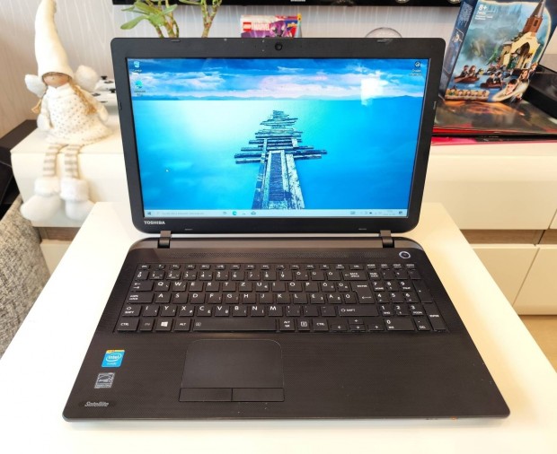 Toshiba Satellite C50 Celeron N2840 8GB RAM 500GB HDD laptop