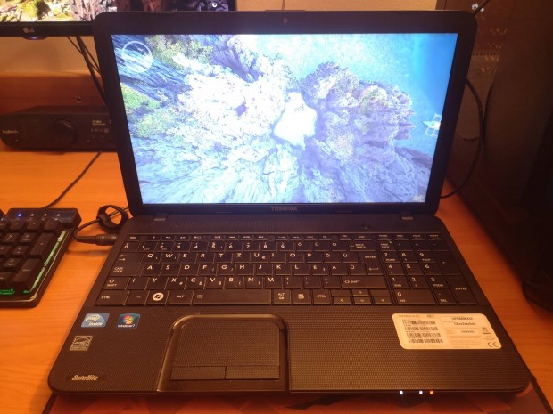 Toshiba Satellite C850 11Q Notebook